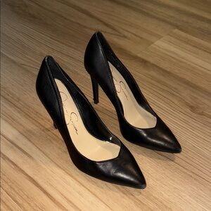 Jessica Simpson Black Pointed Toe Heels